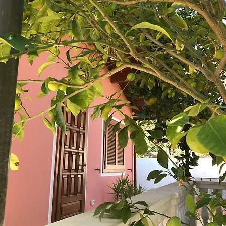 Casa Regina Degli Ulivi Сasa de vacaciones Villa Viani